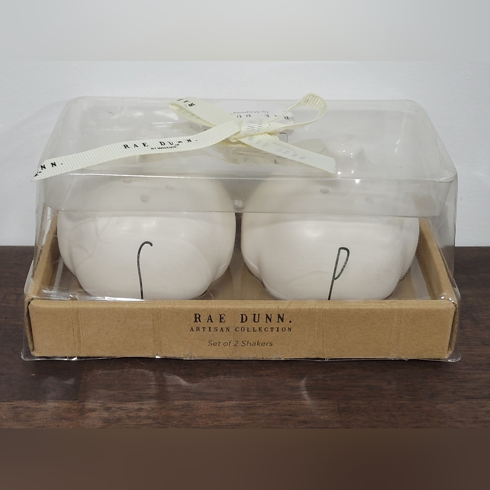 Rae Dunn Cream Pumpkin Shaker Set